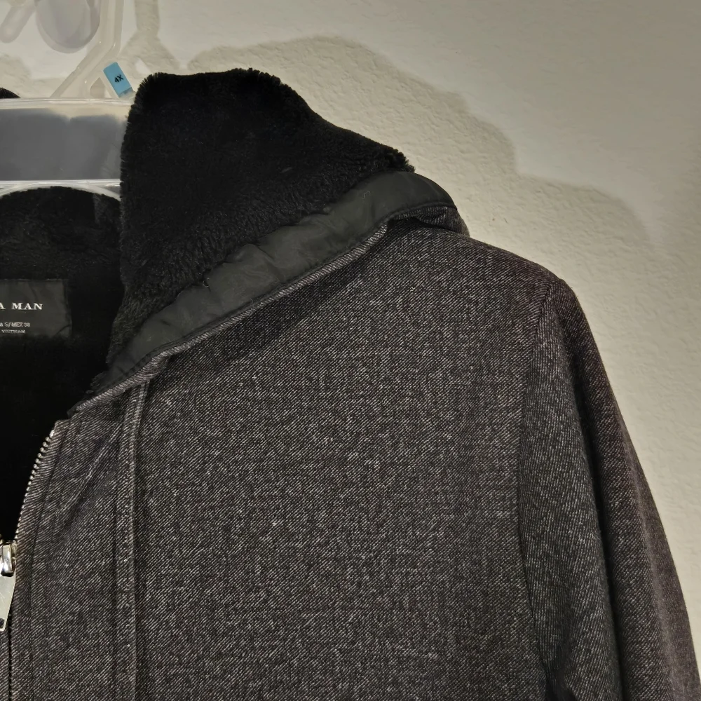 Zara Men's Gray Sweater Jacket Size S